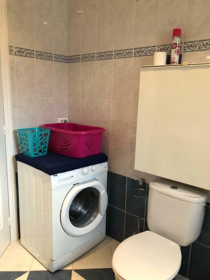 Petite maisonette adossee mais independante avec piscine Villa Peymeinade Esterno foto